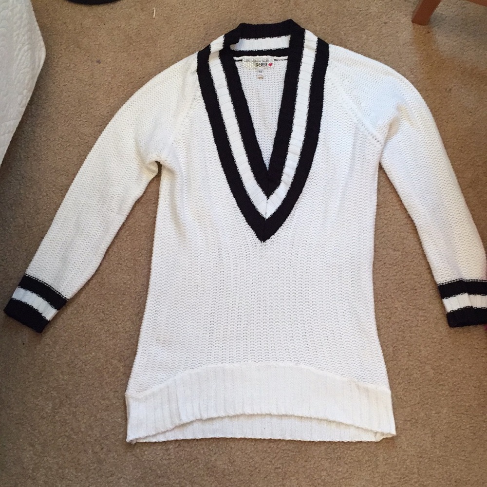 Thick knit long v neck sweater